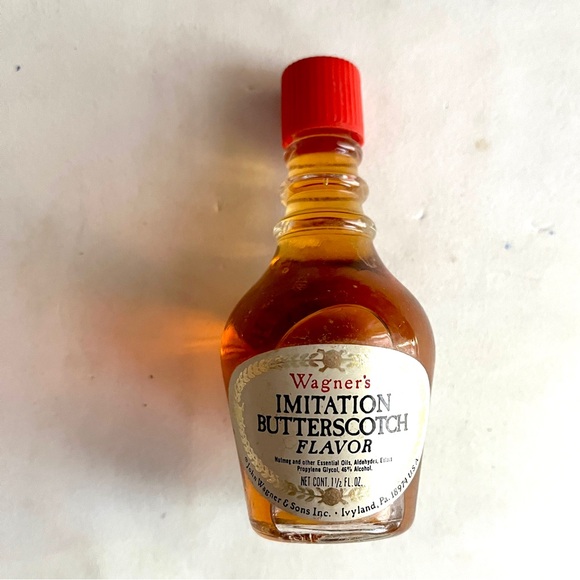 Antique Kitchen Flavor Bottle - full- unused- Wagners Butterscotch Decor Accents - Picture 5 of 5